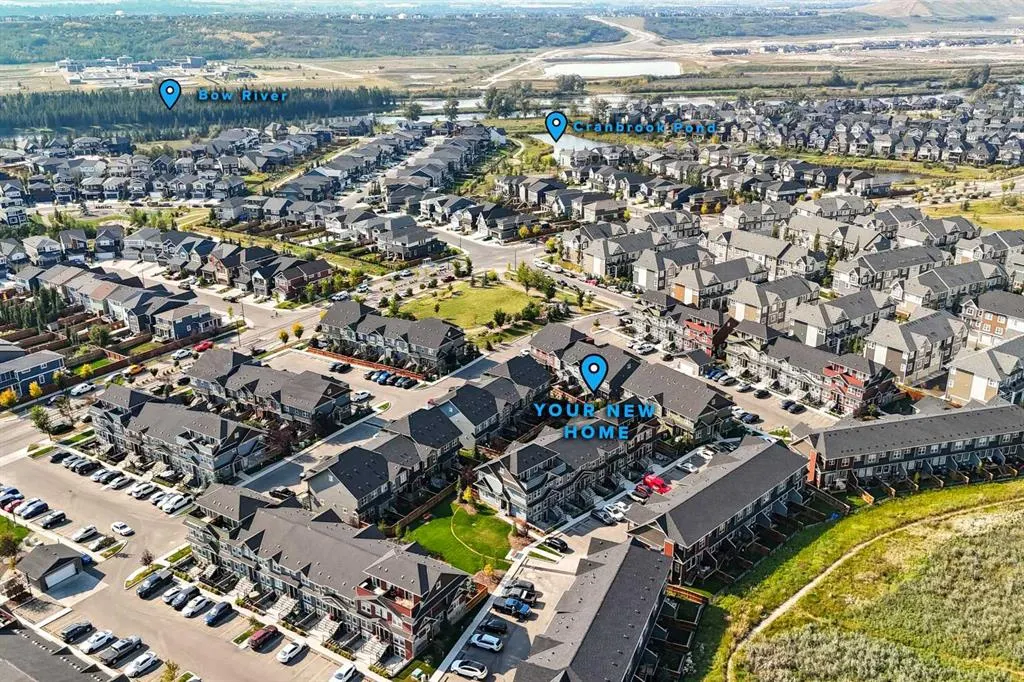 253 Cranbrook Square SE