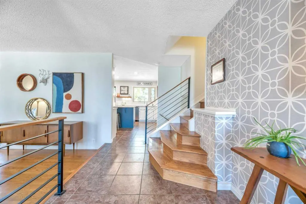 233 Thornbriar Green