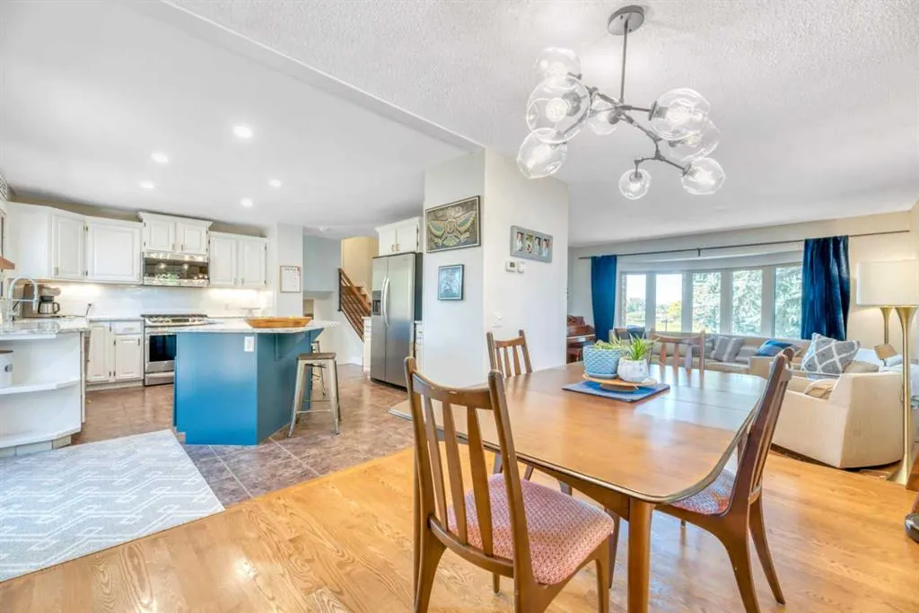 233 Thornbriar Green