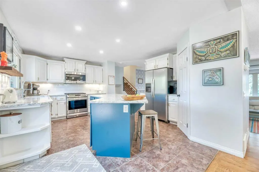 233 Thornbriar Green