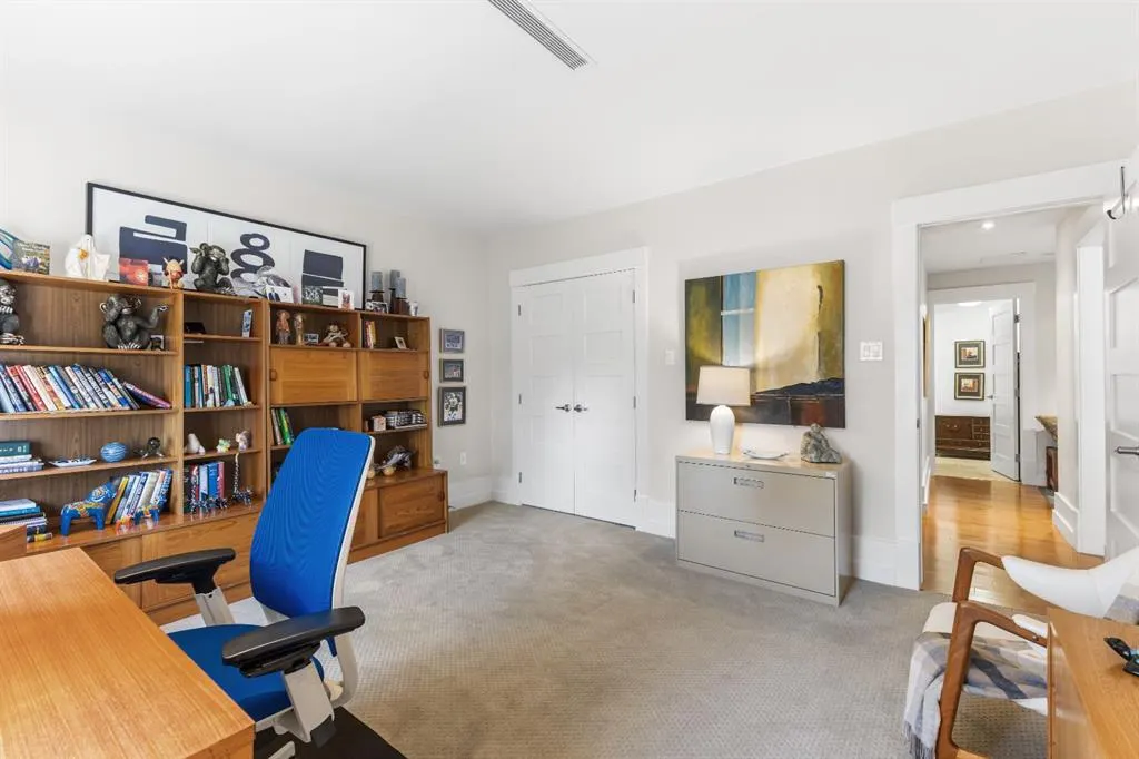 222 Eagle Ridge Drive SW, #4N