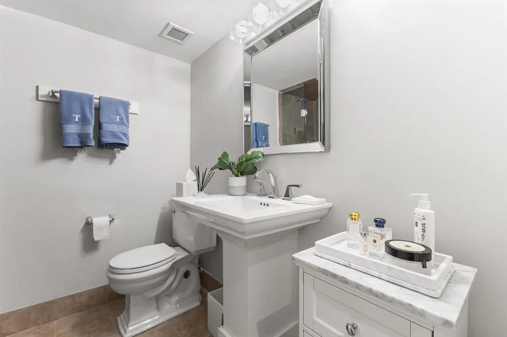 222 Eagle Ridge Drive SW, #4N