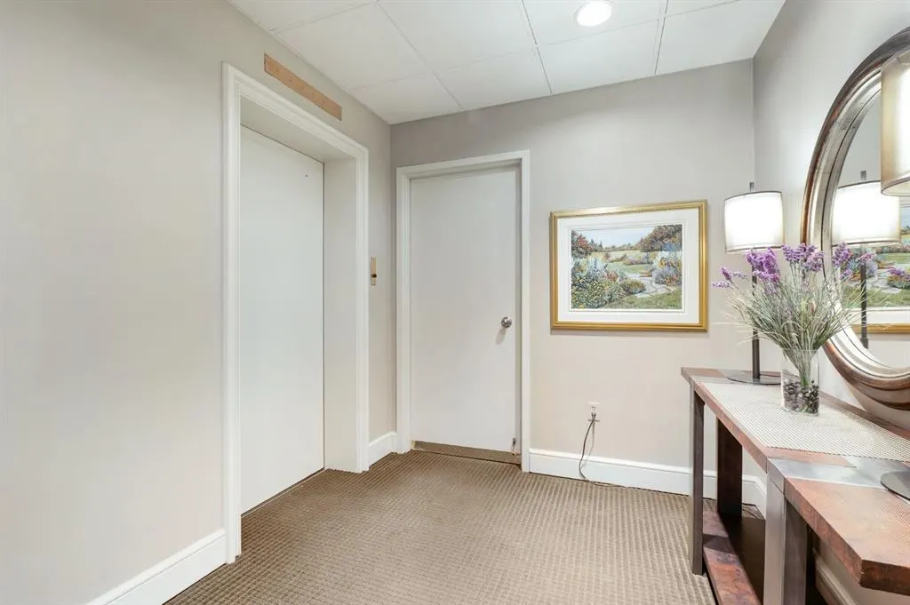 222 Eagle Ridge Drive SW, #4N