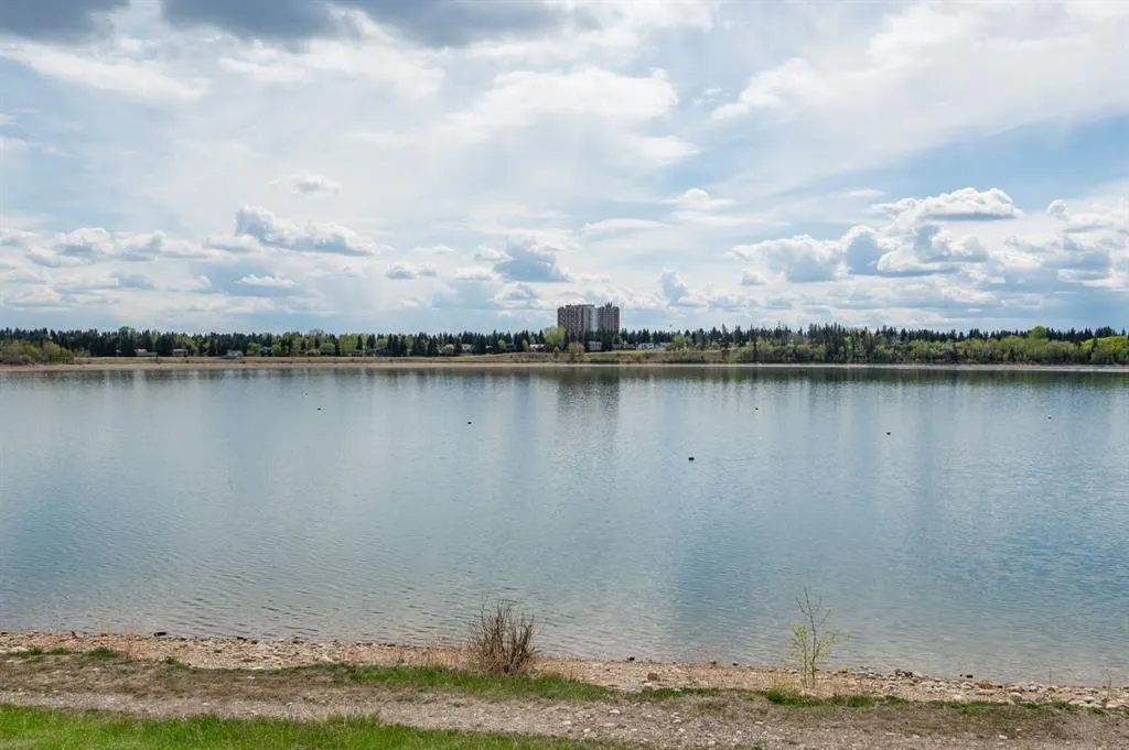222 Eagle Ridge Drive SW, #4N