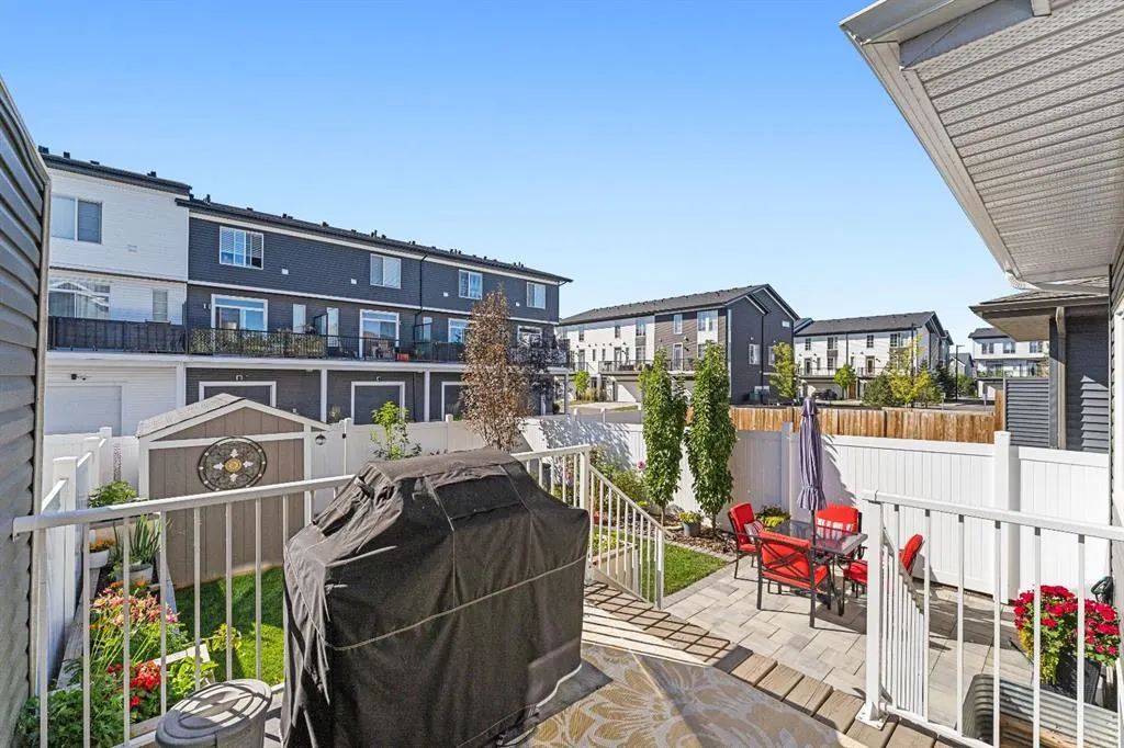 127 Walcrest Way SE