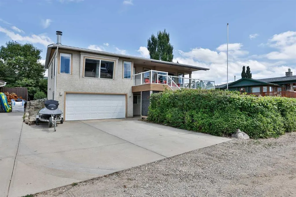 645 Lakeside Drive