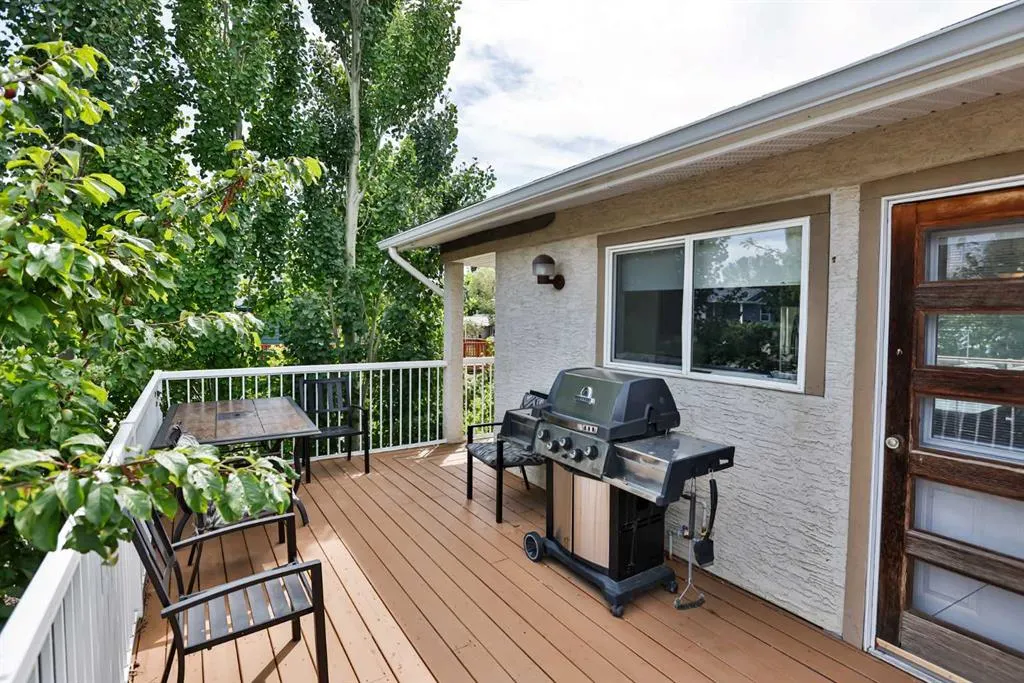 645 Lakeside Drive