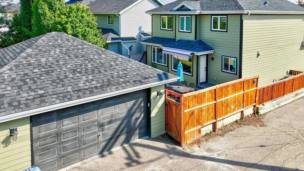 15 Chaparral Crescent SE