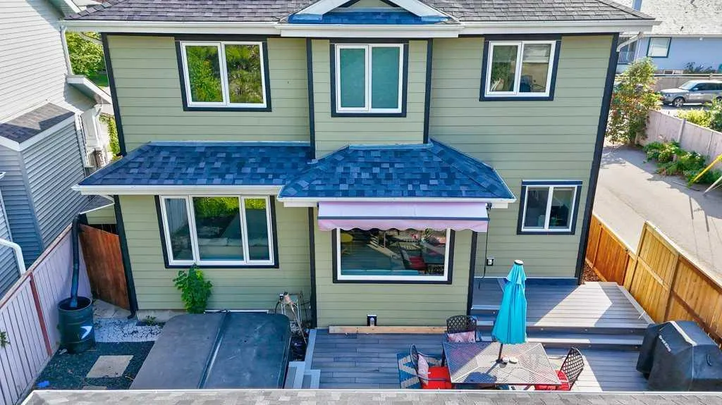 15 Chaparral Crescent SE