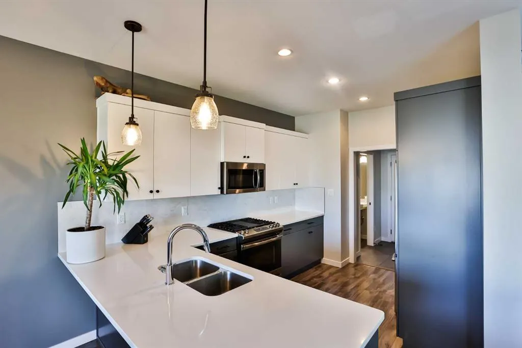 245 Agnes Short Place N