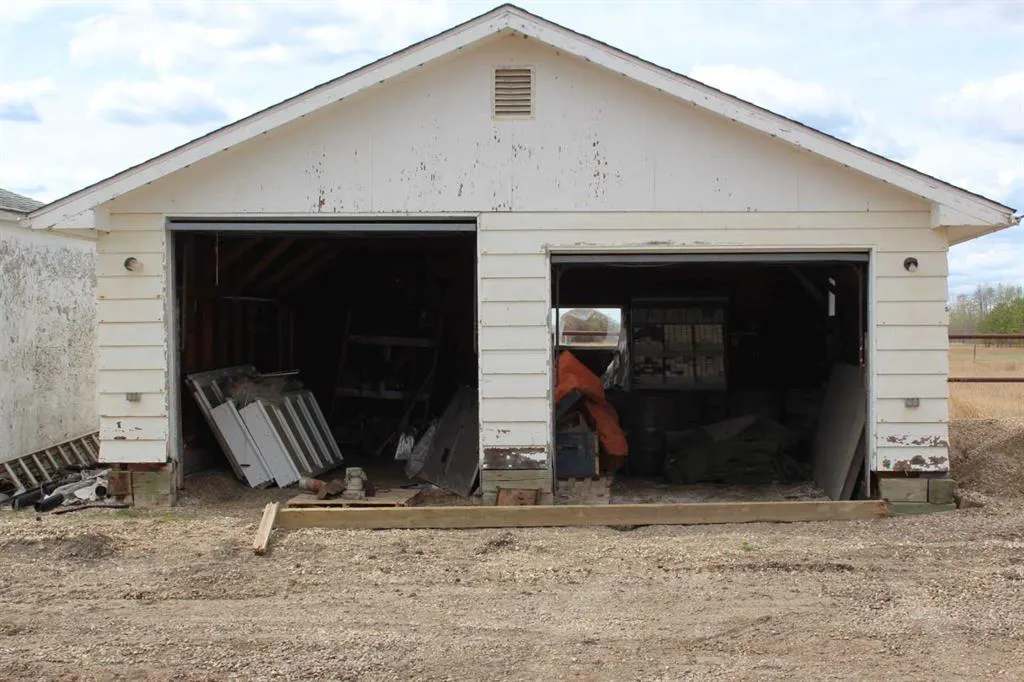 233055 922 Twp Road