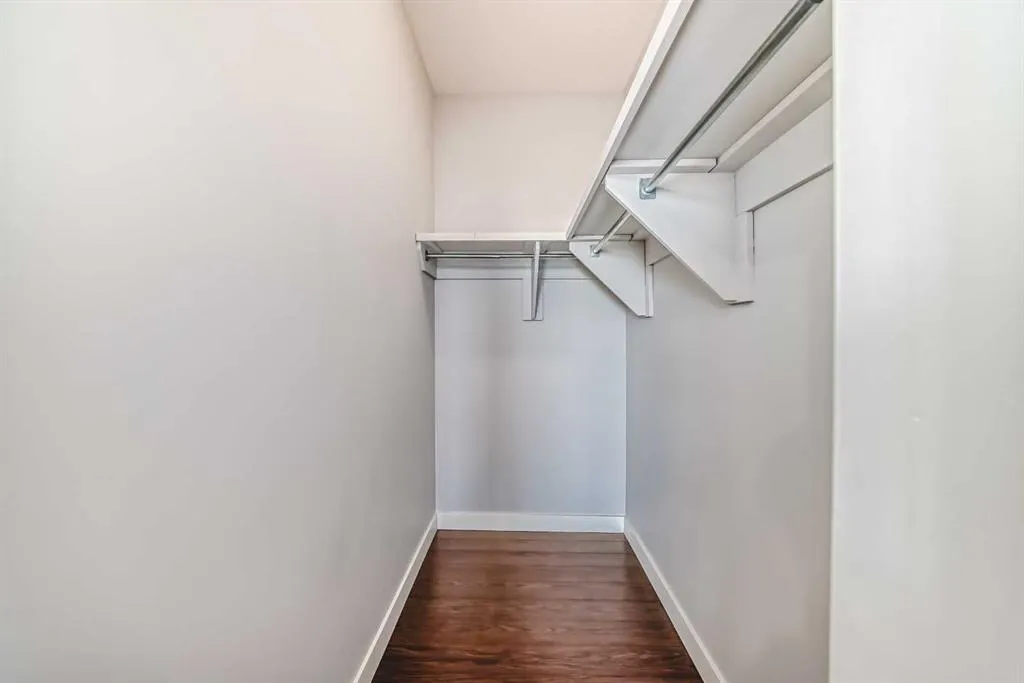 69 Springborough Court SW, #341