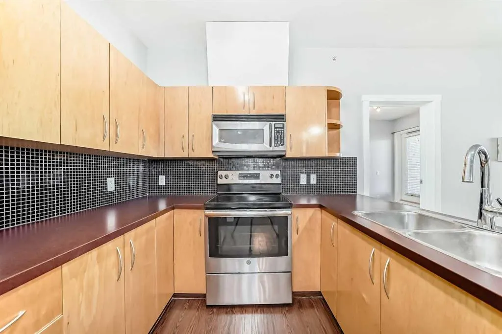 69 Springborough Court SW, #341