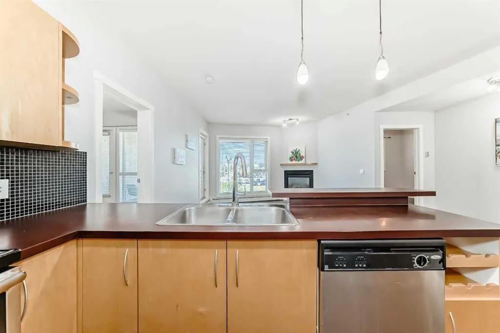 69 Springborough Court SW, #341
