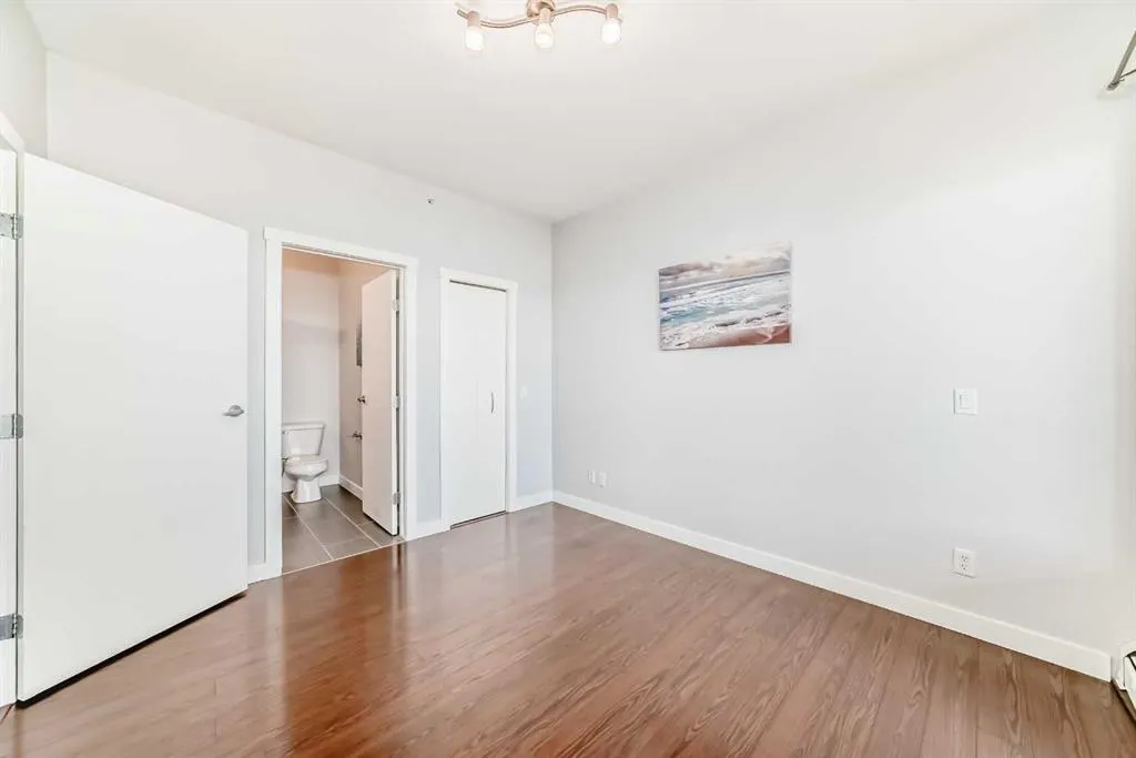 69 Springborough Court SW, #341