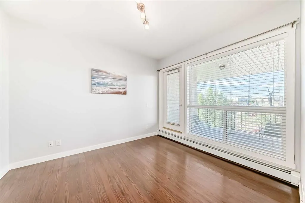 69 Springborough Court SW, #341