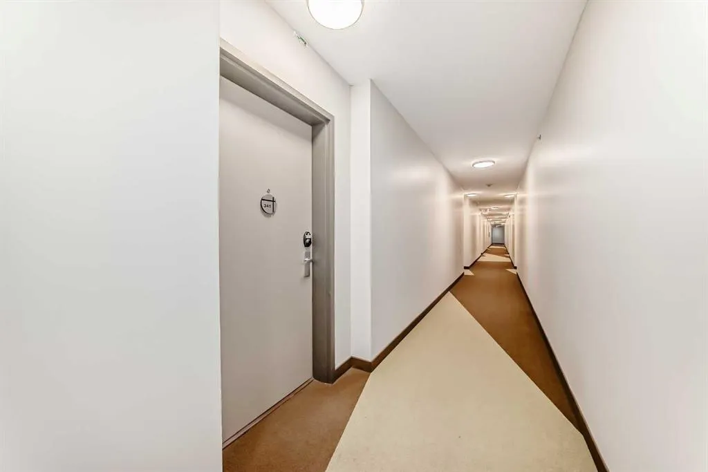 69 Springborough Court SW, #341