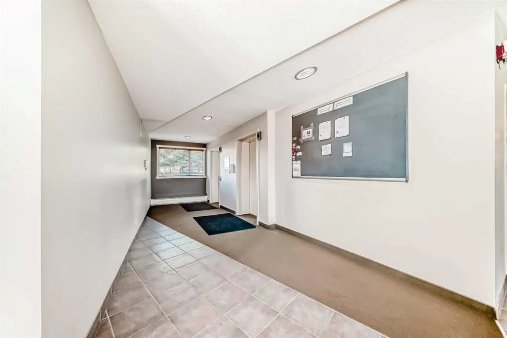 69 Springborough Court SW, #341