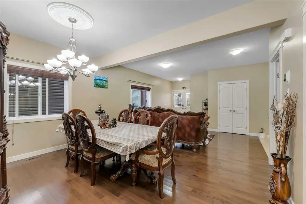41 Saddlelake Green NE
