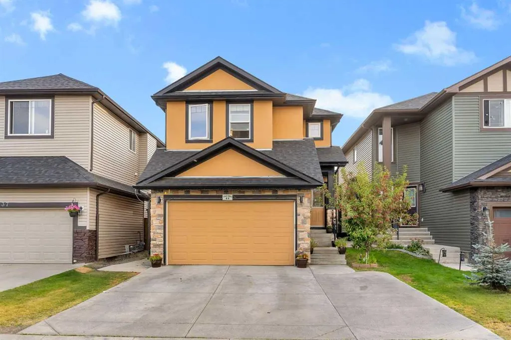 41 Saddlelake Green NE