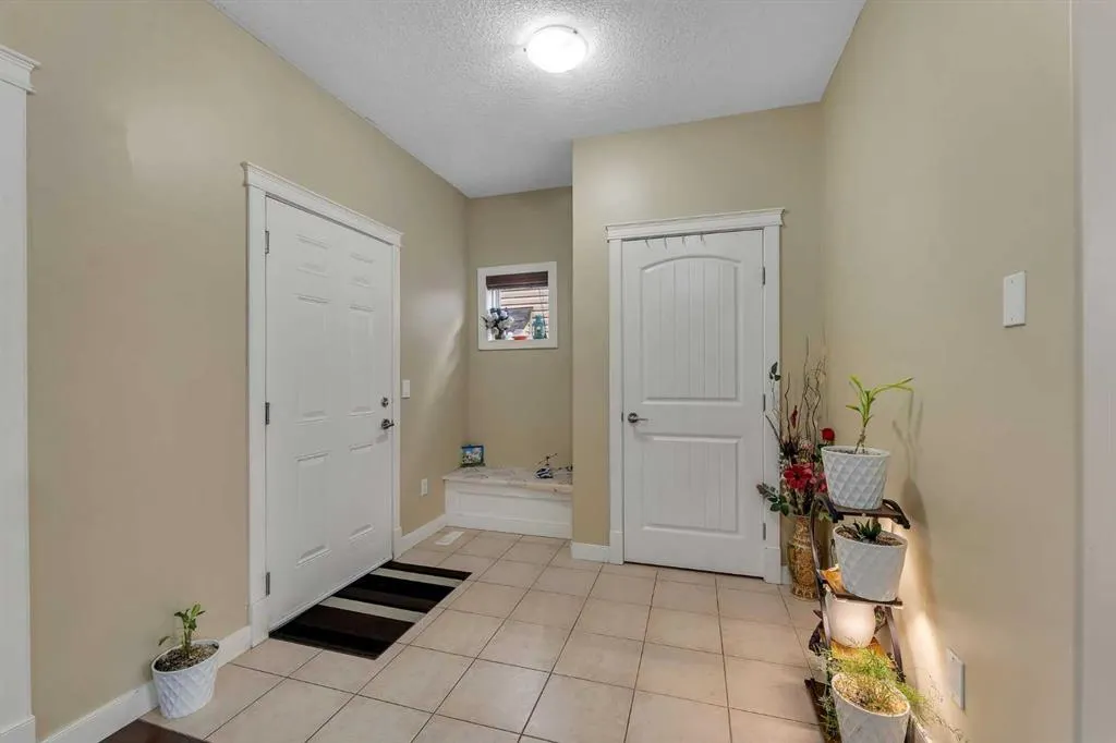 41 Saddlelake Green NE