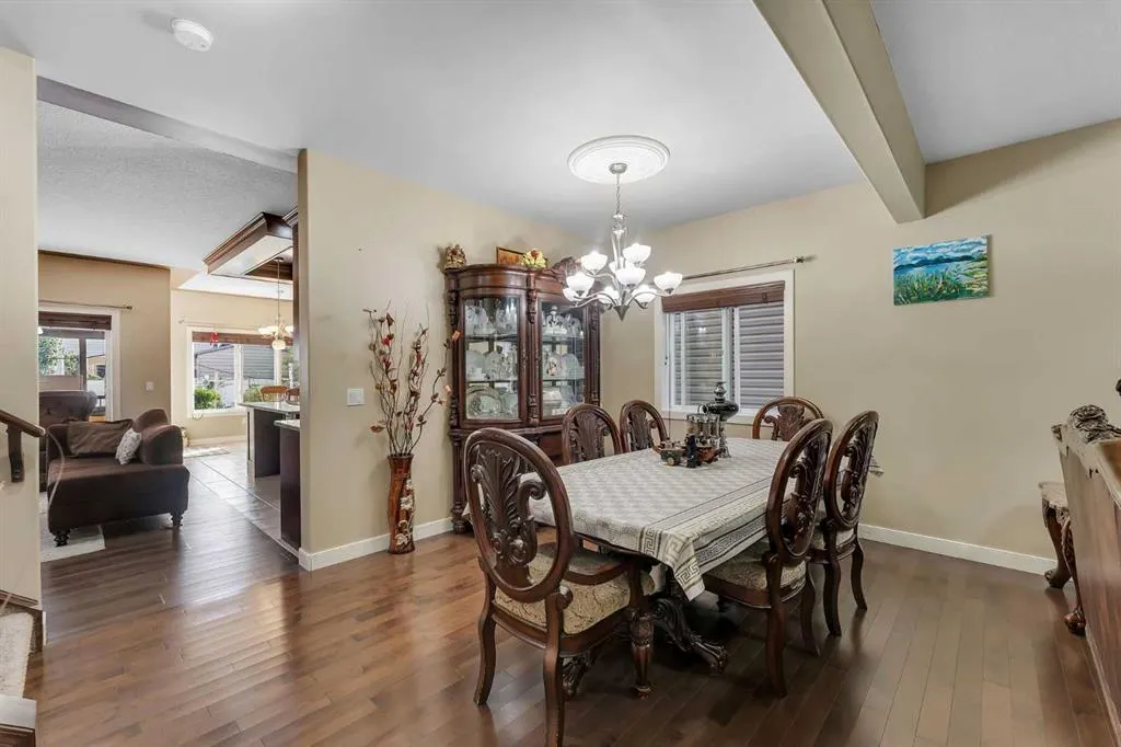 41 Saddlelake Green NE