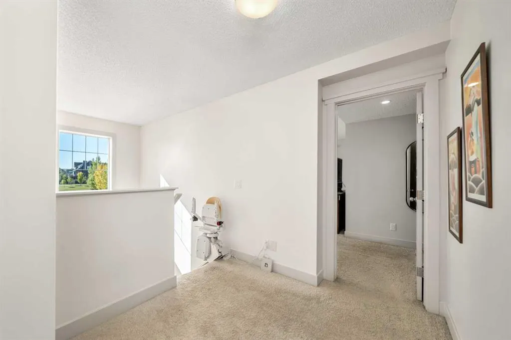 49 Marquis Grove SE