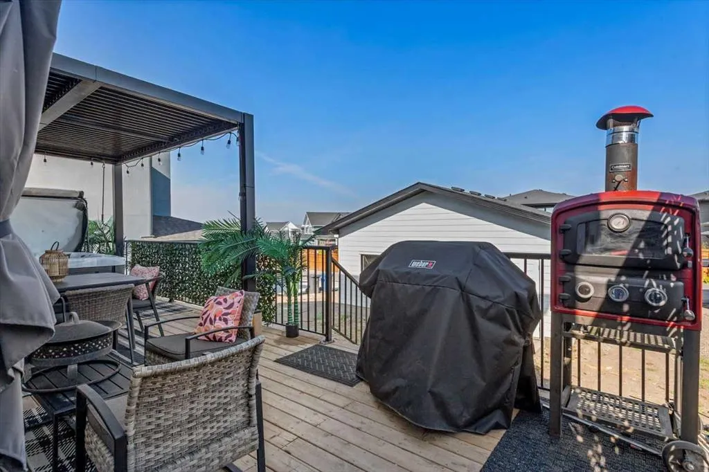 348 South Harmony Drive