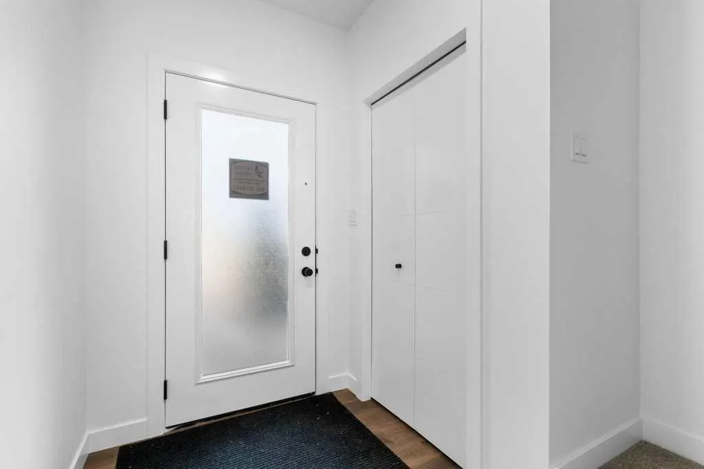 12 Violet Point