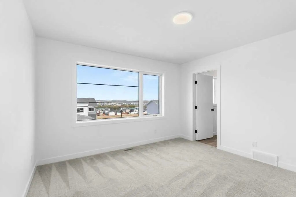 12 Violet Point