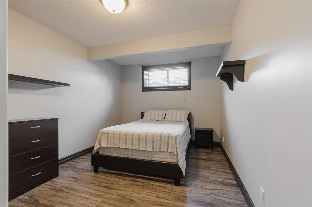 161 Lynx Crescent