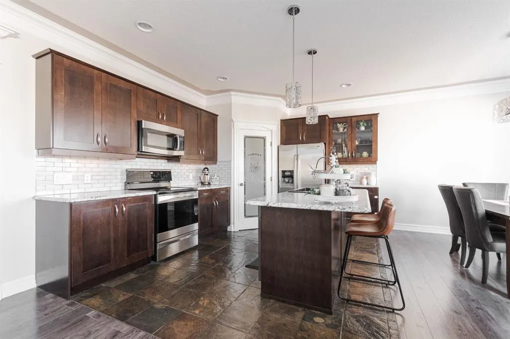 161 Lynx Crescent