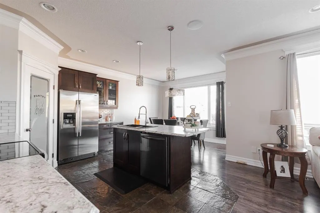 161 Lynx Crescent