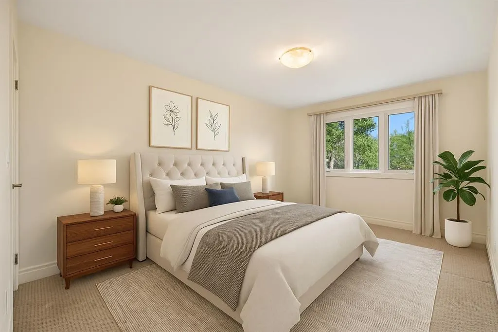 36 Baycrest Place SW