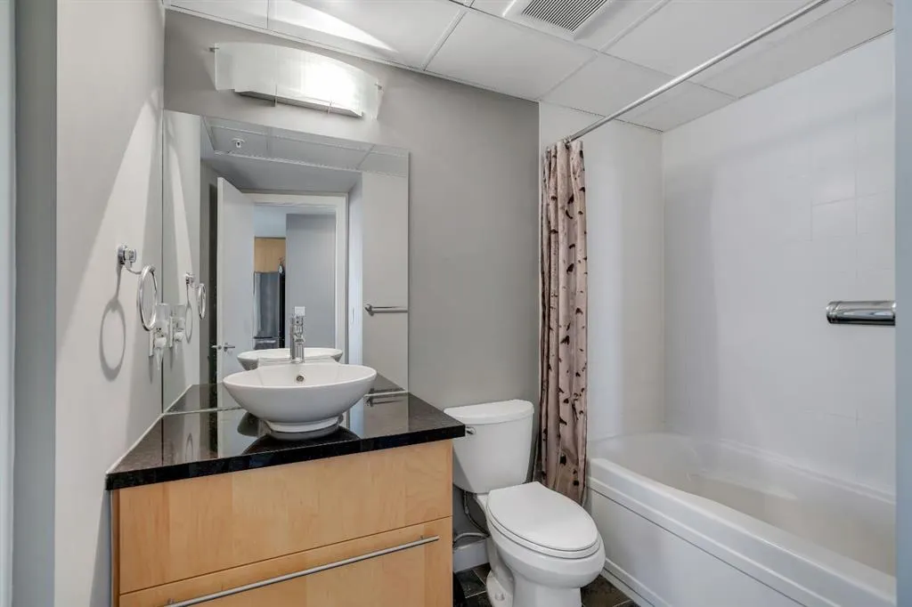215 13 Avenue SW, #1006