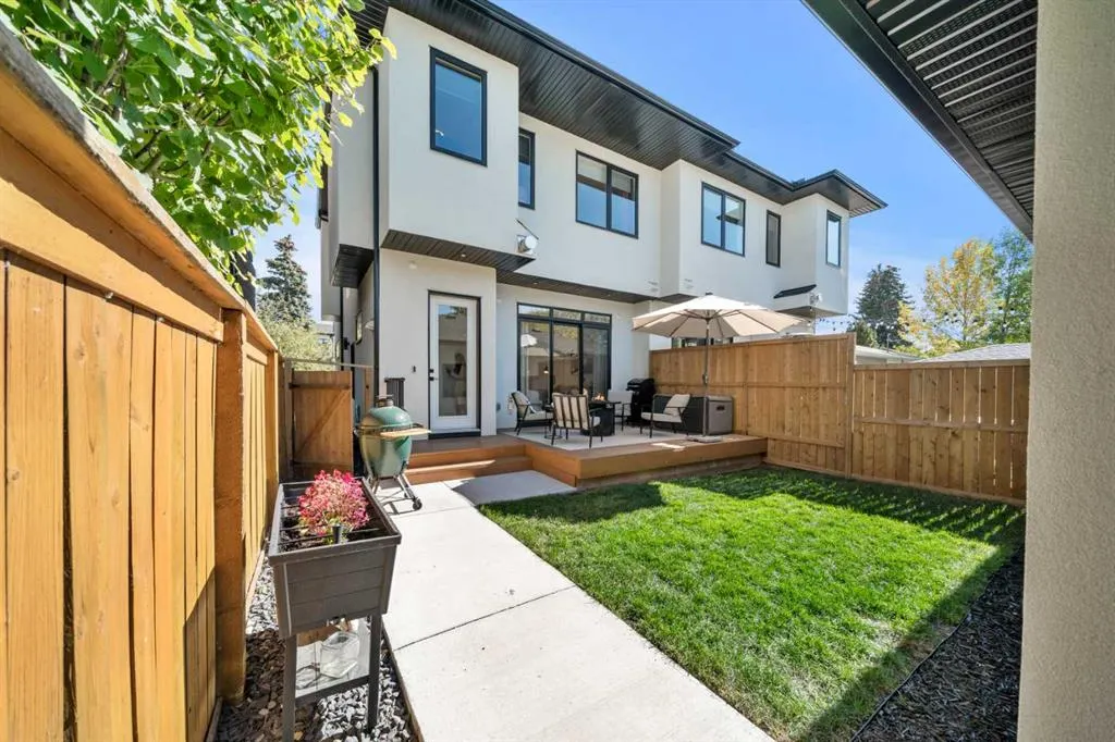 2503 20 Street SW