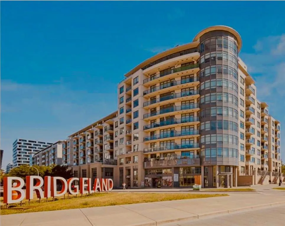 38 9 Street NE, #712