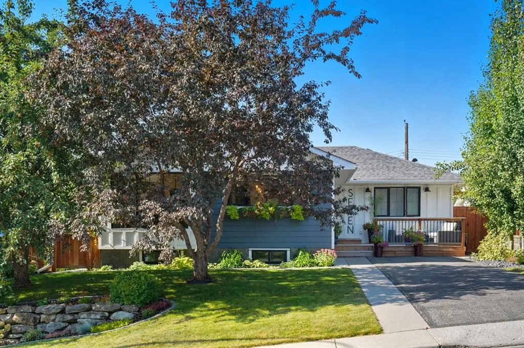 7 Roselake Street NW