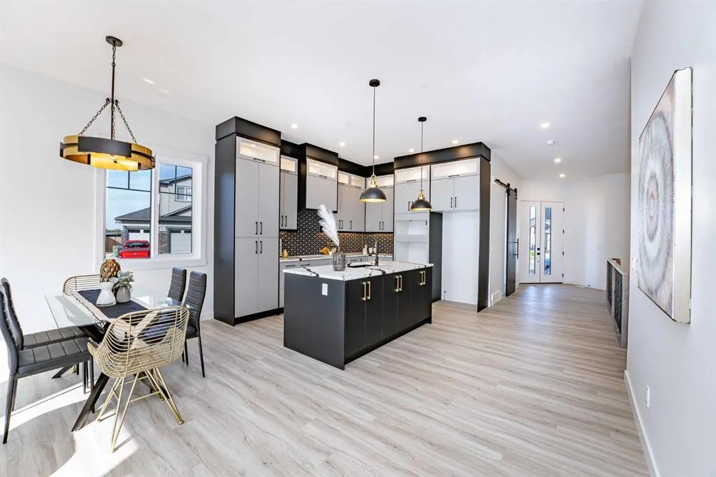 52 Lakes Estates Circle