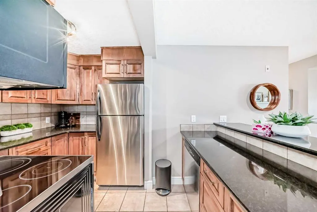 2010 35 Avenue SW, #304