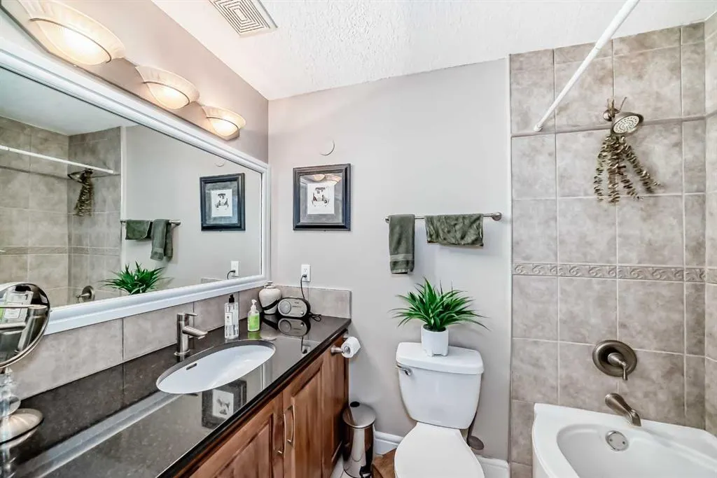 2010 35 Avenue SW, #304