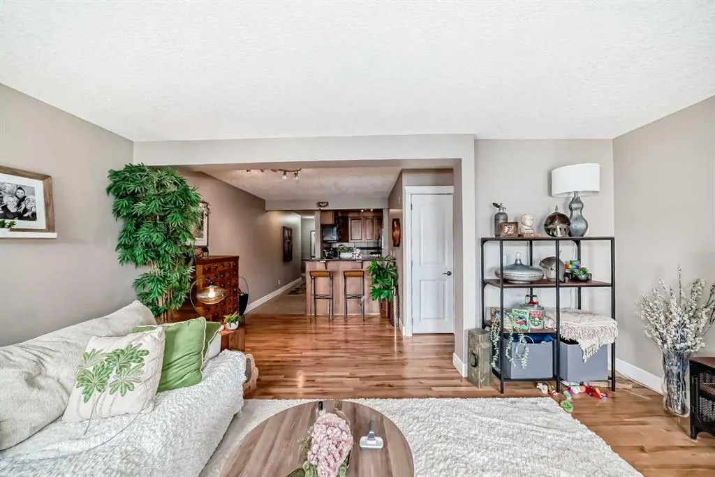 2010 35 Avenue SW, #304