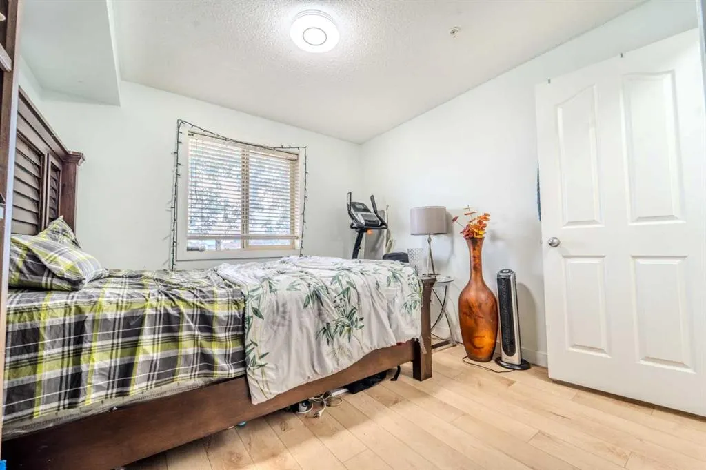 7180 80 Avenue NE, #201