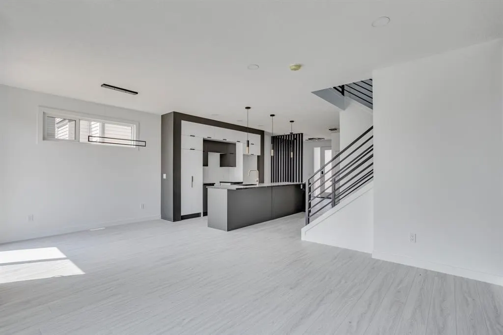 105 Auger Court