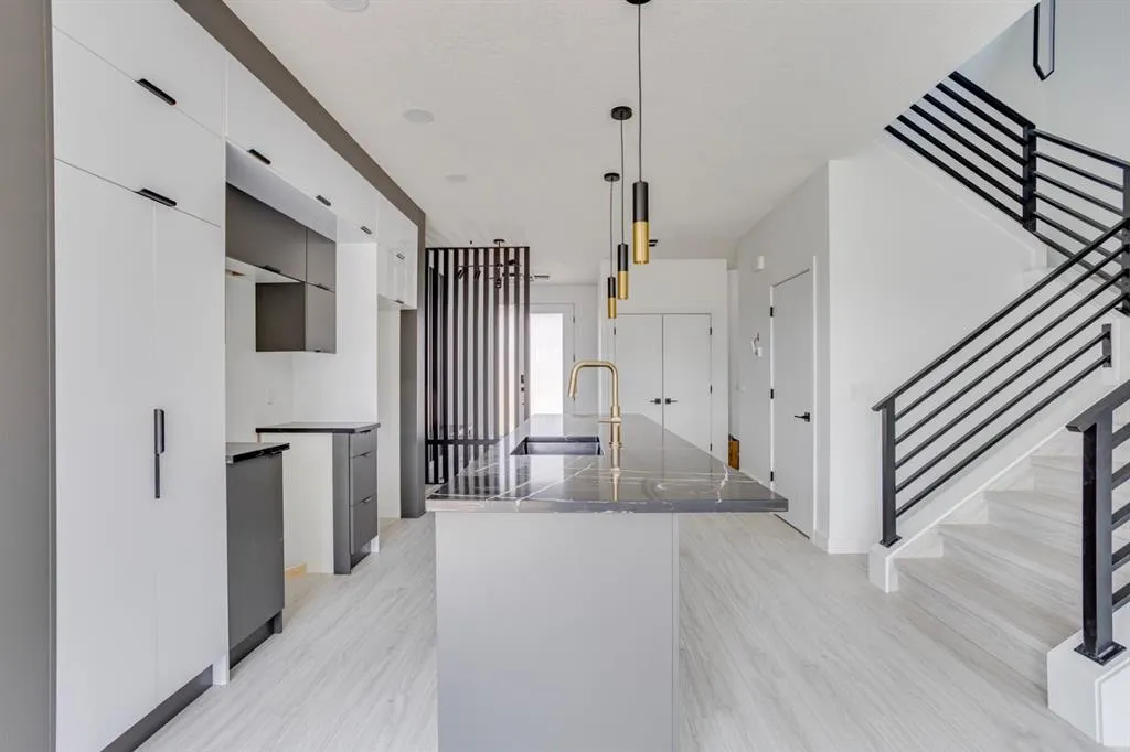 105 Auger Court