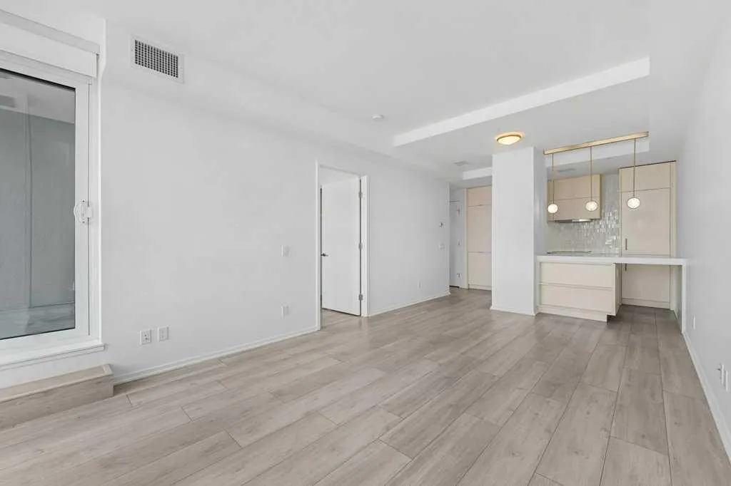 615 6 Avenue SE, #130