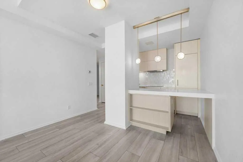 615 6 Avenue SE, #130