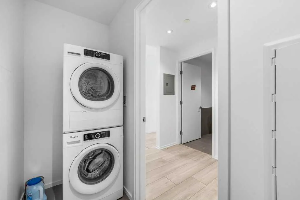 615 6 Avenue SE, #130