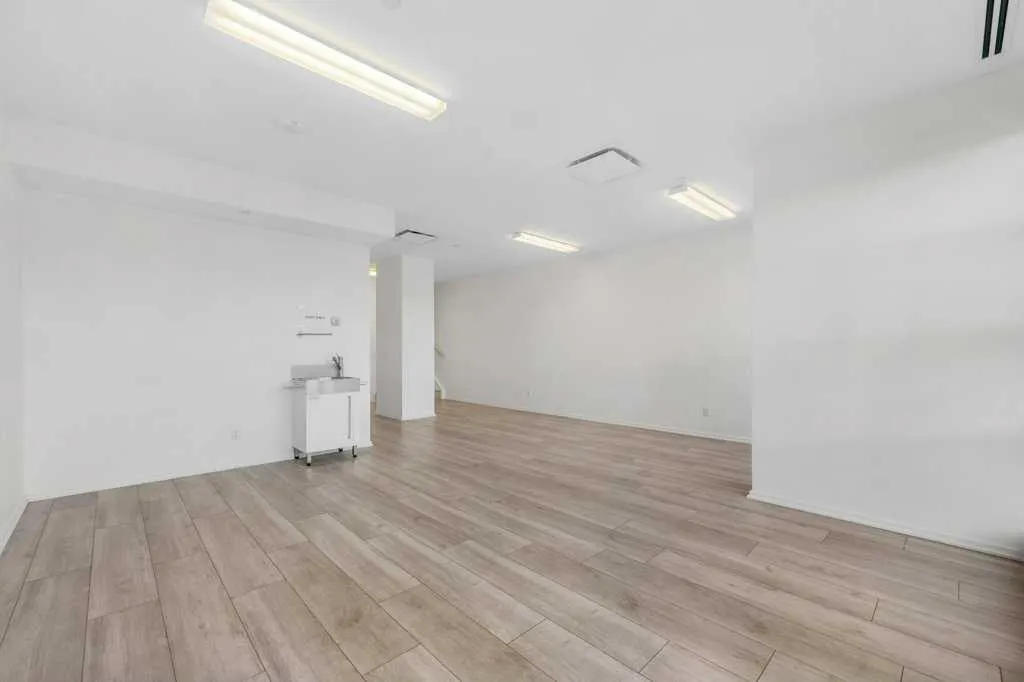 615 6 Avenue SE, #130