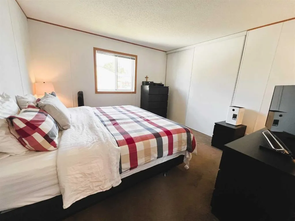 2248 Southview Drive SE, #67